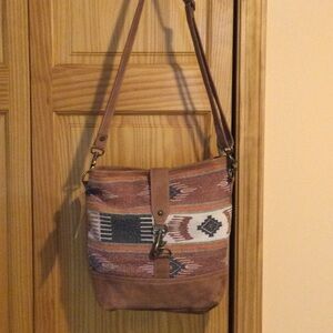 NWT Clea Ray Southwest Canvass Bag